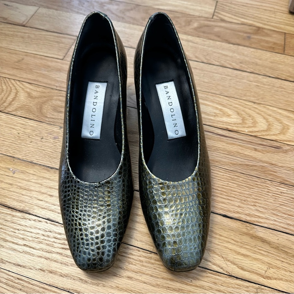 Women’s Bandolino‎ size 9 green heels